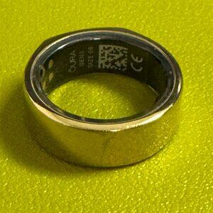 Size 8 Gen 3 Heritage Gold Oura Ring